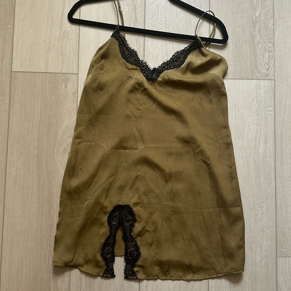 FLASH SALE LACE URBAN OUTFITTERS TUNIC CAMI - size s - Picture 1 of 6